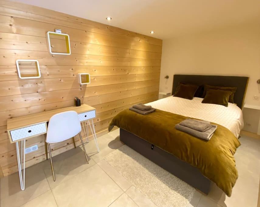 Androsace Appartement Dans Chalet Bois Avec Jacuzzi Privatif Terrasse Et Vue Montagne Les Villards-sur-Thônes Eksteriør billede